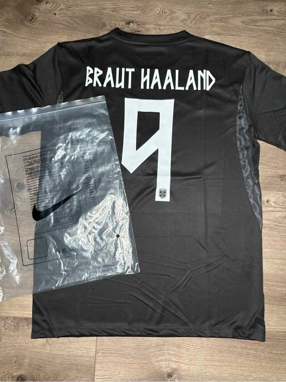 Nike SIZE M Black Men's Soccer Jersey with White Name & Number